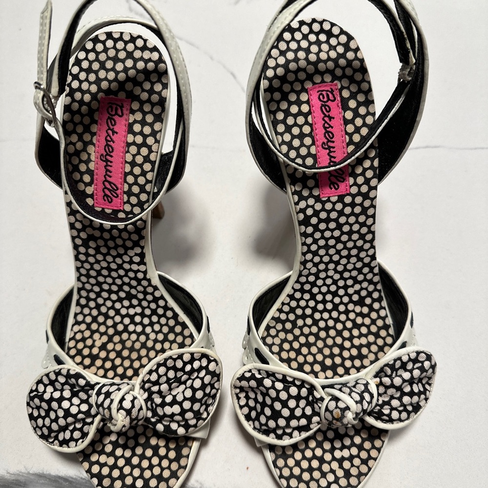 Betsey, Johnson shoes